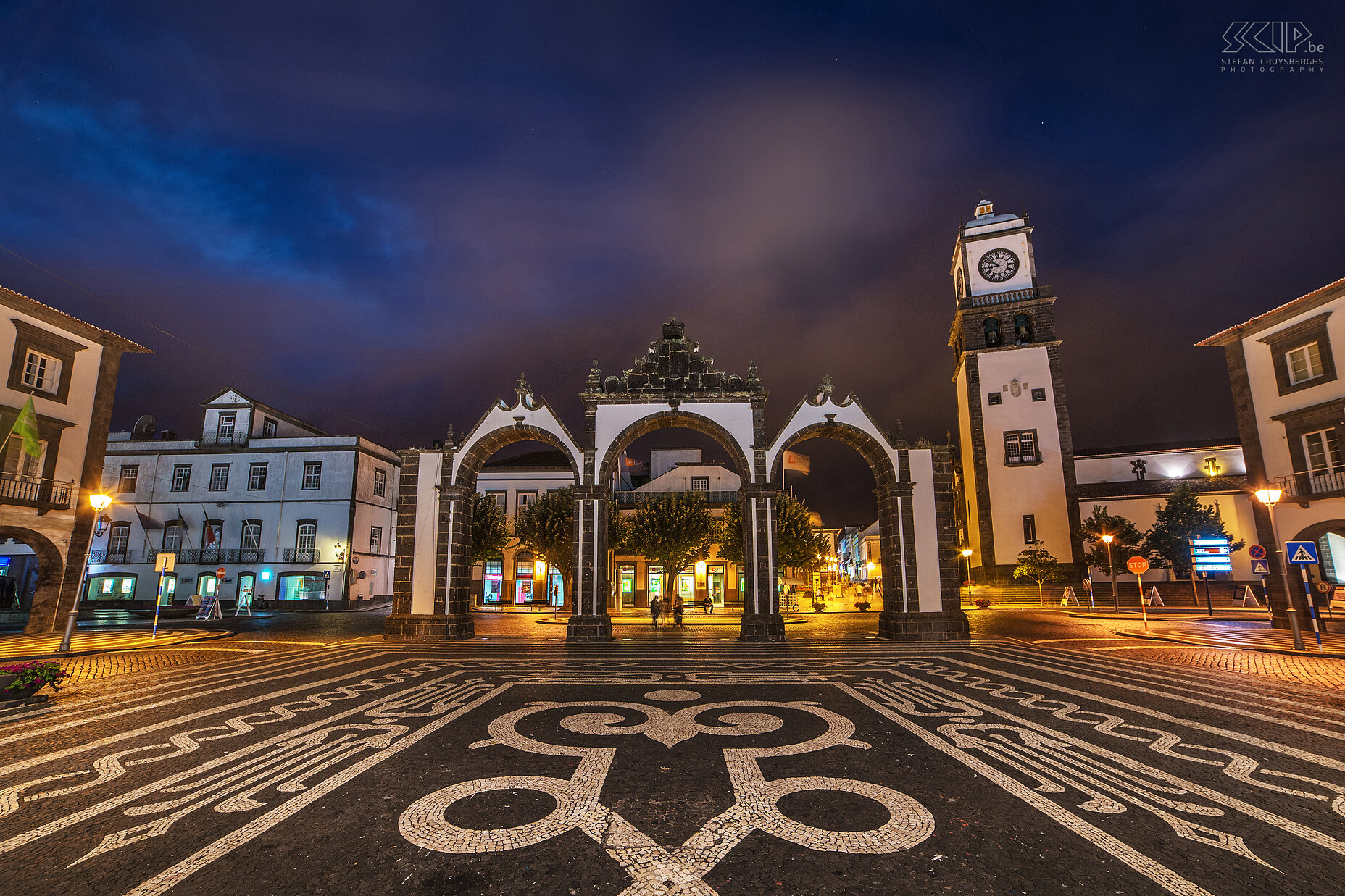 Ponta Delgado - Portas da Cidade The capital city of São Miguel is Ponta Delgada. It has about 65000 inhabitants. The main square with the Portas da Cidade, the Igreja Matriz de Sao Sebastiao church and town hall are the heart of the historic center. Stefan Cruysberghs